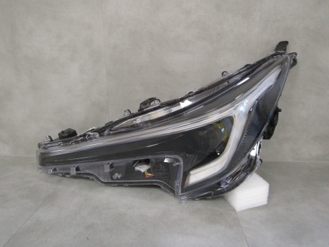Lampa przód Toyota Corolla E21 Lift KOMBI HB FULL LED 23- LH LEWA
