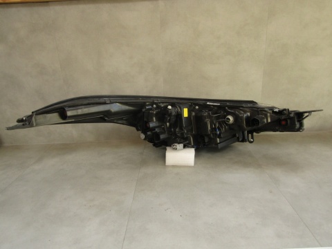 LAMPA PRZÓD TOYOTA CHR C-HR I LIFT LED 19-23 LH 81150-F4180