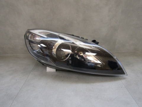 LAMPA PRZÓD VOLVO V 40 II KSENON 12-16 RH PRAWA 31283333