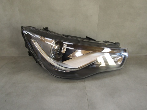 LAMPA PRZÓD AUDI A1 KSENON 8X 10-14 PRAWA RH