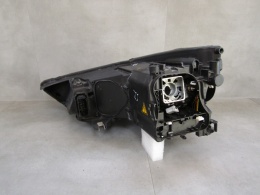 LAMPA PRZÓD AUDI A1 KSENON 8X 10-14 PRAWA RH