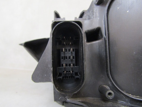 LAMPA PRZÓD AUDI A1 KSENON 8X 10-14 PRAWA RH