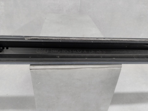 Listwa progowa prawa Audi A4 B9 8W0 S-Line 19- LIFT sedan kombi
