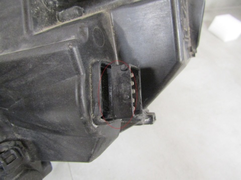 LAMPA PRZÓD OPEL INSIGNIA B ZWYKŁA Z LED RH PRAWA 17-20 39154595