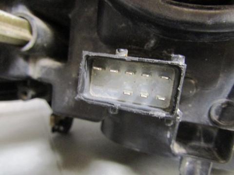 Lampa przód Opel Crossland X ZWYKŁA 17-20 LH LEWA 13467967