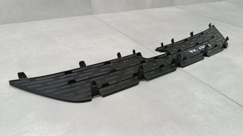 Grill atrapa zderzak przód PEUGEOT 2008 I 13-16
