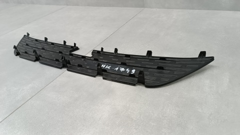 Grill atrapa zderzak przód PEUGEOT 2008 I 13-16