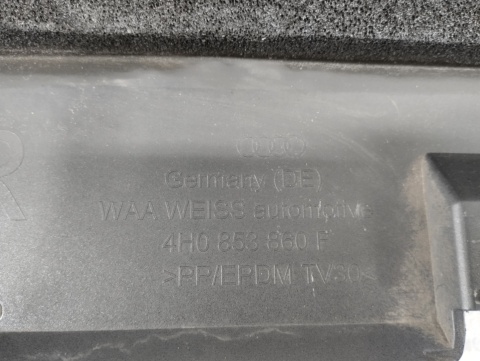 Listwa progowa prawa Audi A8 S8 Sline D4 4H 10-17 4H0 NWB