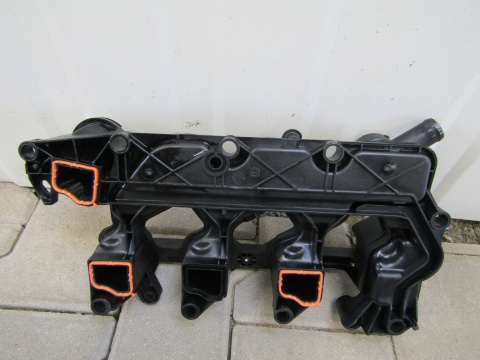 Kolektor ssący Citroen Peugeot 9827622780