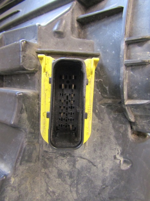 LAMPA PRZÓD VOLVO FH5 FH16 LED LIFT 20- LH PRAWA 24056510