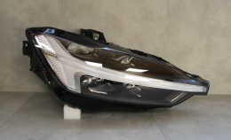 LAMPA PRZÓD VOLVO XC60 FULL LED CZARNA 17-24 RH PRAWA KOMPLETNA 32396576