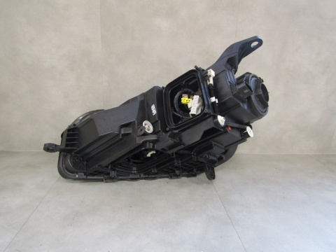 LAMPA PRZÓD MERCEDES GLE 167 FULL LED MULTIBEAM 19-23 RH PRAWA A1679068607