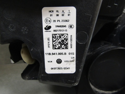 LAMPA PRZÓD VOLKSWAGEN ID4 ID5 LED 20- LH LEWA 11B941005B