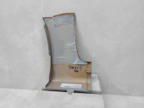 Listwa progowa prawa na błotnik Ford S Max MK1 06-14 ST Titanium