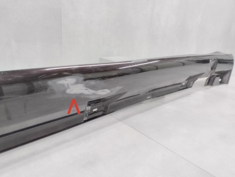 Listwa progowa prawa Mercedes C 257 CLS AMG 18-