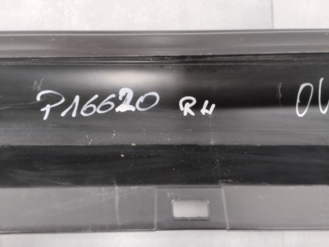 Listwa progowa prawa Mercedes C 257 CLS AMG 18-