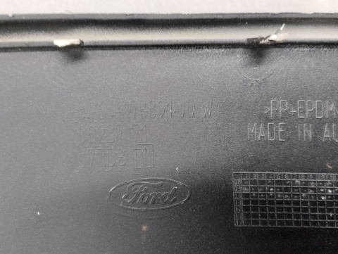 Dokładka narożnik prawa derzaka Tył Tylna Ford Fiesta Mk7 ST Lift 12-