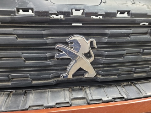 Zderzak przód przedni Peugeot Rifter III 3 18-