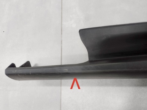 Listwa progowa prawa Ford Focus MK4 kombi HB 17-