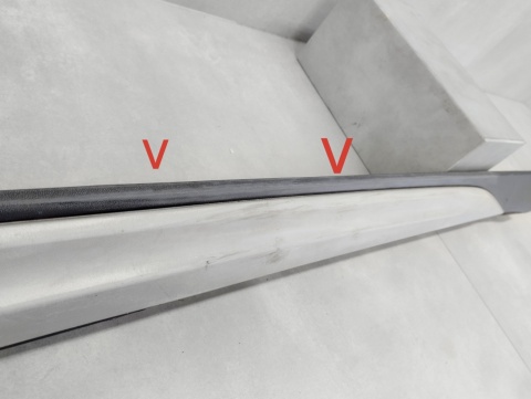 Listwa progowa prawa VW TAIGO 2G7 21-