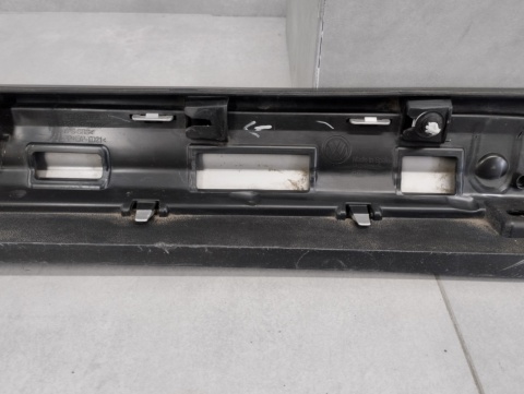 Listwa progowa prawa VW TAIGO 2G7 21-