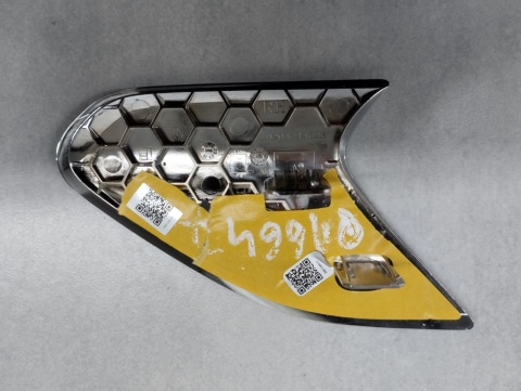 ZNACZEK EMBLEMAT Logo prawy RH Błotnika Renault Clio V 5 RS