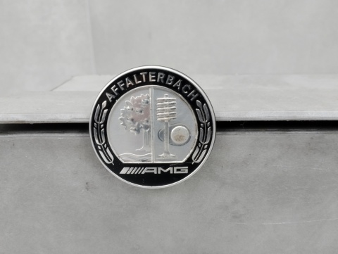 Znaczek logo Emblemat Mercedes AMG GLE W177 A177 A118 X118 A0008170408