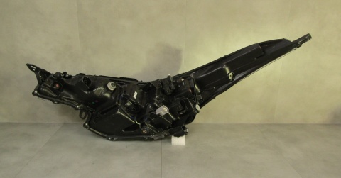 LAMPA PRZÓD TOYOTA CHR C-HR I LIFT LED 19-23 RH 81110-F4180