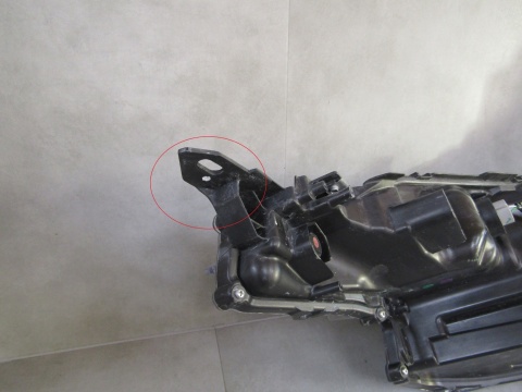 LAMPA PRZÓD TOYOTA CHR C-HR I LIFT LED 19-23 RH 81110-F4180
