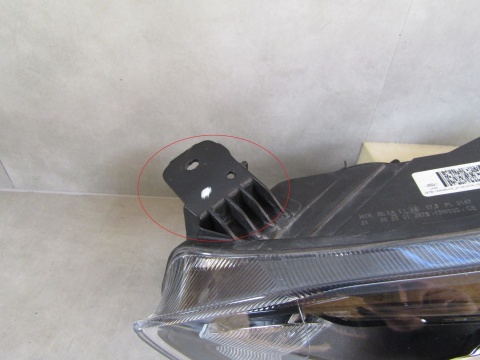 Lampa przód Ford Focus MK4 ZWYKŁA + LED CZARNA 18-21 LH LEWA JX7B-13W030