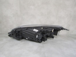LAMPA PRZÓD FORD KUGA MK3 ZWYKŁA SOCZEWKA RH PRAWA 19-24 LV4B-13W029-AK