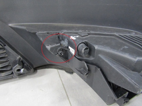 Zderzak przód przedni Seat Leon 3 III 5F0 12-16 (+ halogeny)