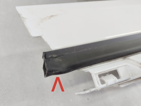 Listwa progowa lewa Ford Kuga MK3 Titanium ST 19-
