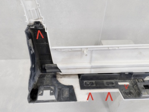 Listwa progowa lewa Ford Kuga MK3 Titanium ST 19-