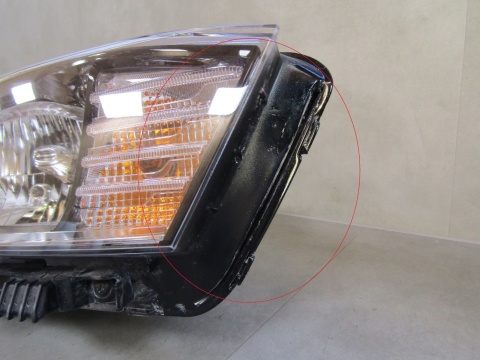 Lampa przód Kia Rio 4 IV ZWYKŁA 17- RH PRAWA 92102 H8