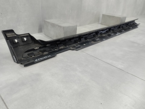 Listwa progowa lewa VW Passat B8 3G9 Alltrack 15-