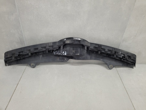 Grill atrapa kratka środkowa Toyota Urban Cruiser 08-14