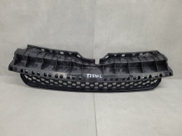Grill atrapa kratka środkowa Toyota Urban Cruiser 08-14