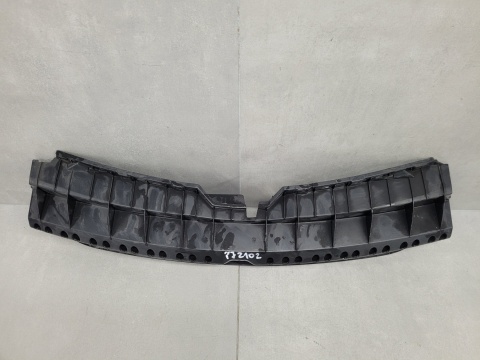Grill atrapa kratka środkowa Toyota Urban Cruiser 08-14