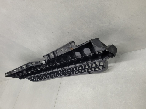 Grill atrapa kratka środkowa Toyota Urban Cruiser 08-14