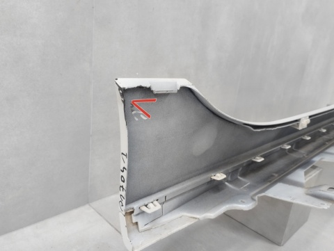 Listwa progowa lewa BMW 1 F40 M Pakiet 19-