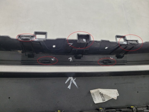 Zderzak przód przedni Land Rover Discovery Sport L550 R-Dynamic R Dynamic Lift 19-