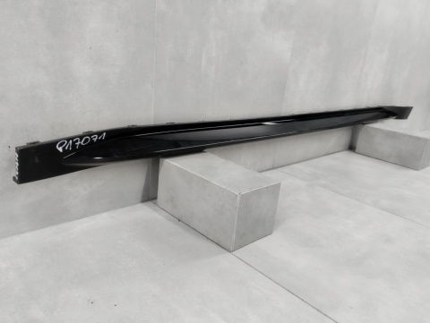 Listwa progowa prawa BMW G80 M3 20 M-3 51778084408