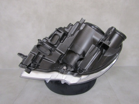 Lampa przód Skoda Superb 2 II 3T1 ZWYKŁA SOCZEWKA 08-13 RH PRAWA