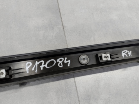 Listwa progowa prawa Audi A3 8Y0 S Line 20- S3
