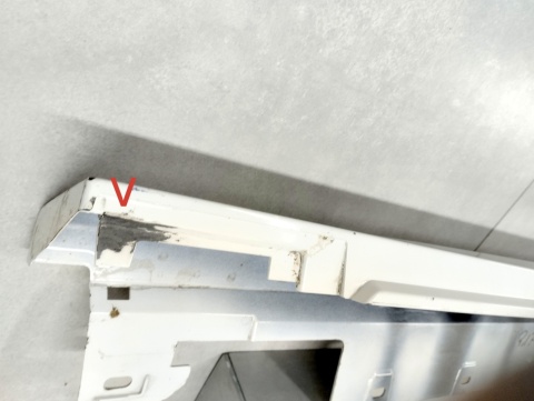 Listwa progowa prawa BMW 1 F70 BMW 2 F74 24-