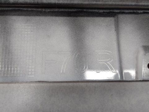 Listwa progowa prawa BMW 1 F70 BMW 2 F74 24-