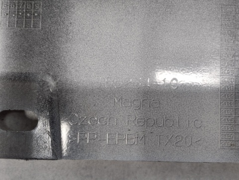 Listwa progowa prawa BMW 1 F70 BMW 2 F74 24-