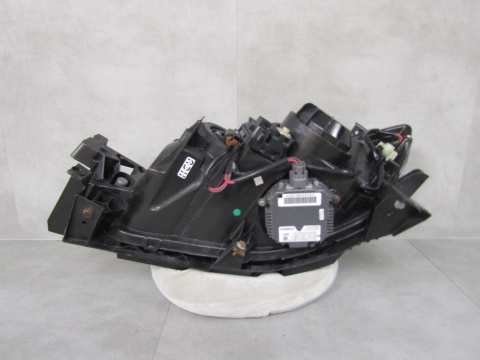 LAMPA PRZÓD SUBARU IMPREZA III WRX STI KSENON RH PRAWA 07-13 KANADA
