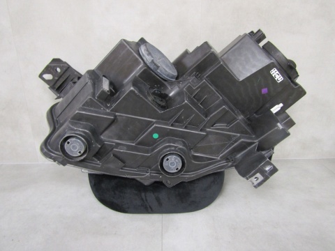 LAMPA PRZÓD TOYOTA PROACE CITY ZWYKŁA RH PRAWA19- 9835780580